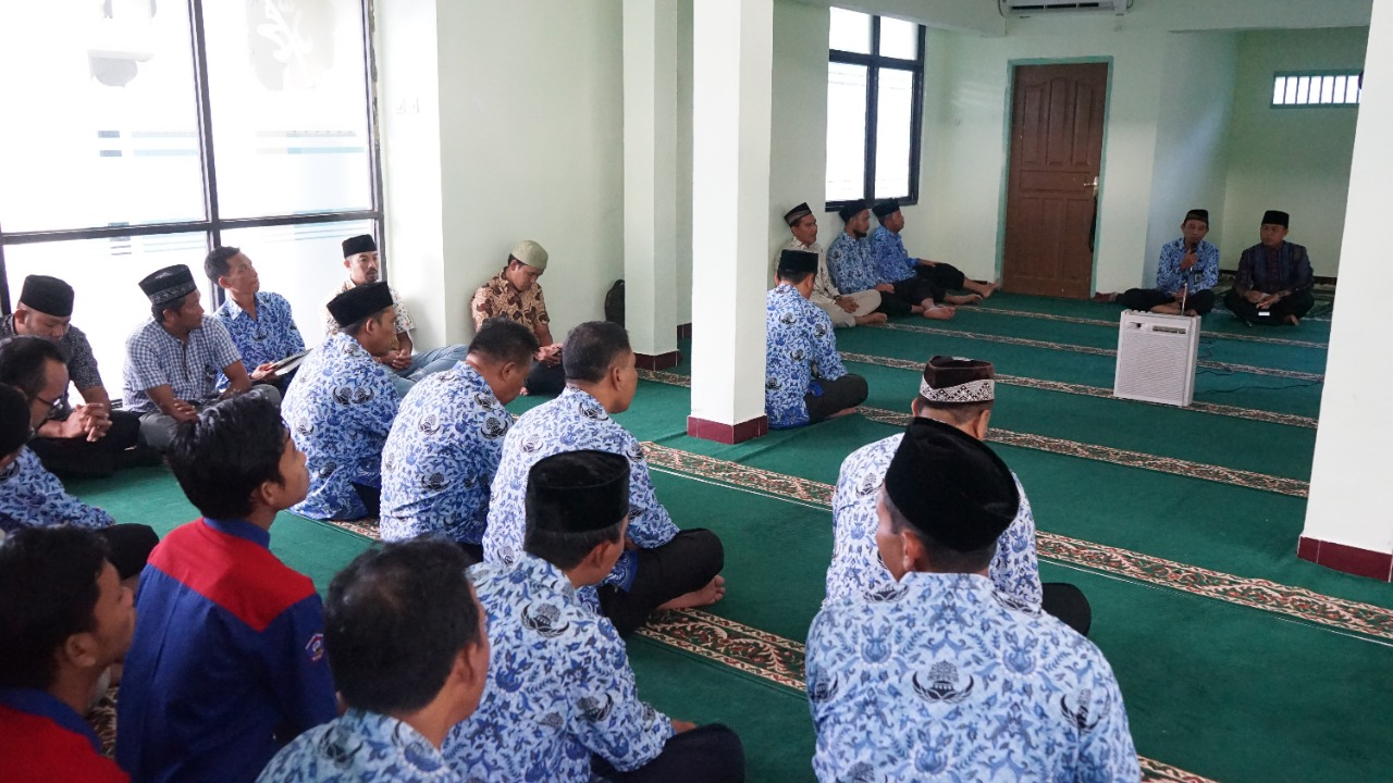 BEKERJA ADALAH IBADAH (Refleksi Spiritual dan Semangat Meraih WBBM)
