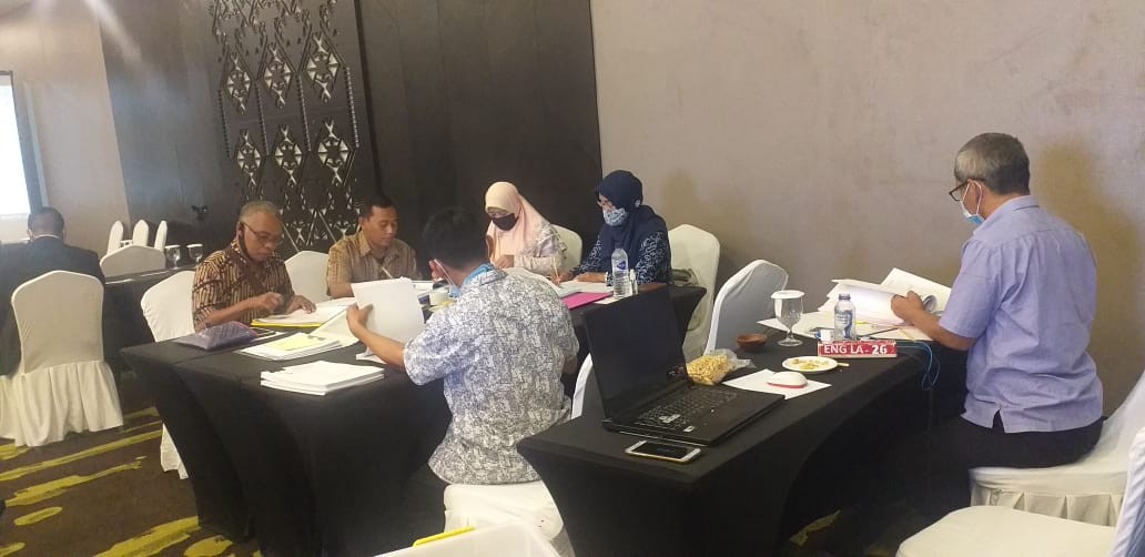FINALISASI DAN EVALUASI PELAKSANAAN PROGRAM