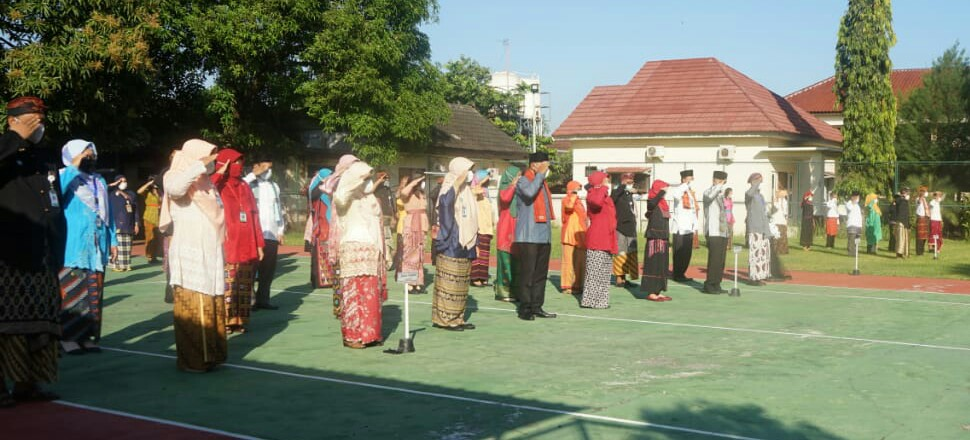 SERENTAK BERGERAK  WUJUDKAN MERDEKA BELAJAR