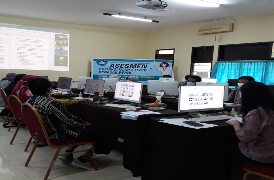 ASSESMEN KOMPETENSI: Sebuah Tahapan Menuju Sistem Merit