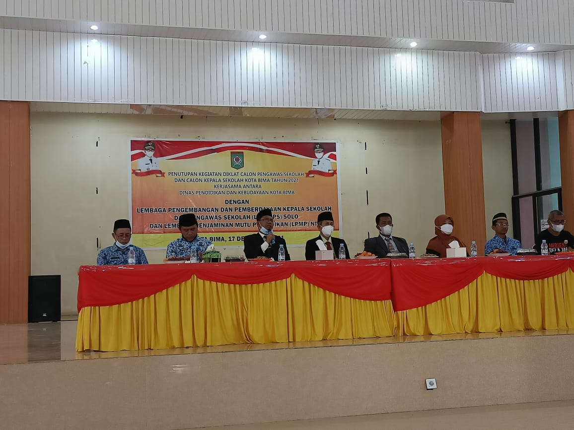PENUTUPAN DIKLAT CALON KEPALA SEKOLAH  DAN CALON PENGAWAS SEKOLAH  JENJANG TK, SD DAN SMP KOTA BIMA TAHUN 2021