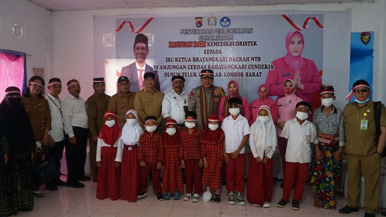 Kemendikbudristek Bersama Polda NTB Luncurkan Sekolah Satu Atap di Teluk Gok Sekotong NTB