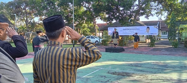 Upacara Hardiknas 2024 di BPMP NTB: Momentum Perayaan dan Komitmen Menuju Pendidikan yang Lebih Baik