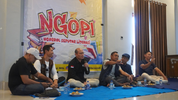 20 Komunitas Bersatu di NGOPI Literasi Bayan, Dorong Transformasi Literasi Desa
