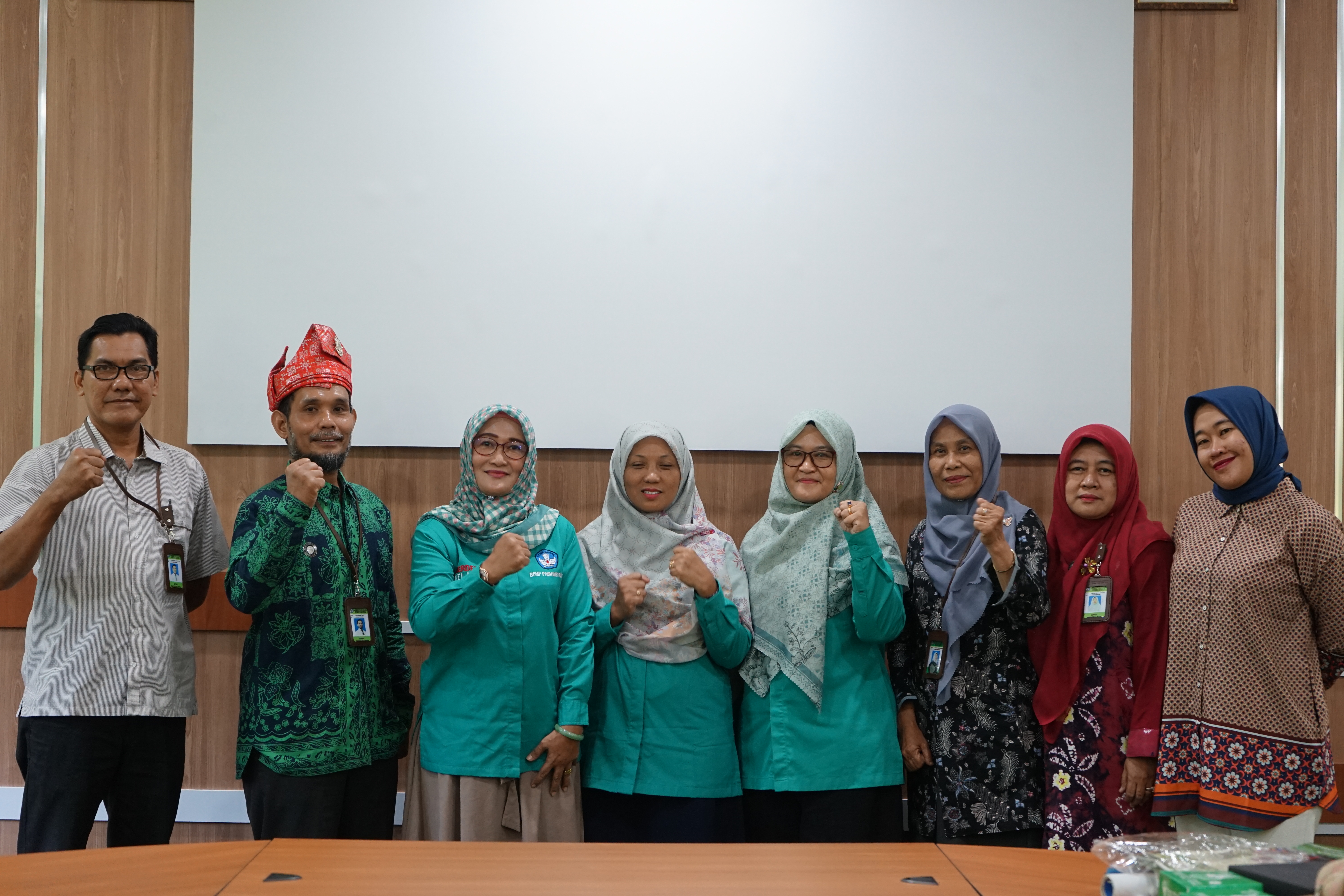 KUNJUNGAN BPMP RIAU