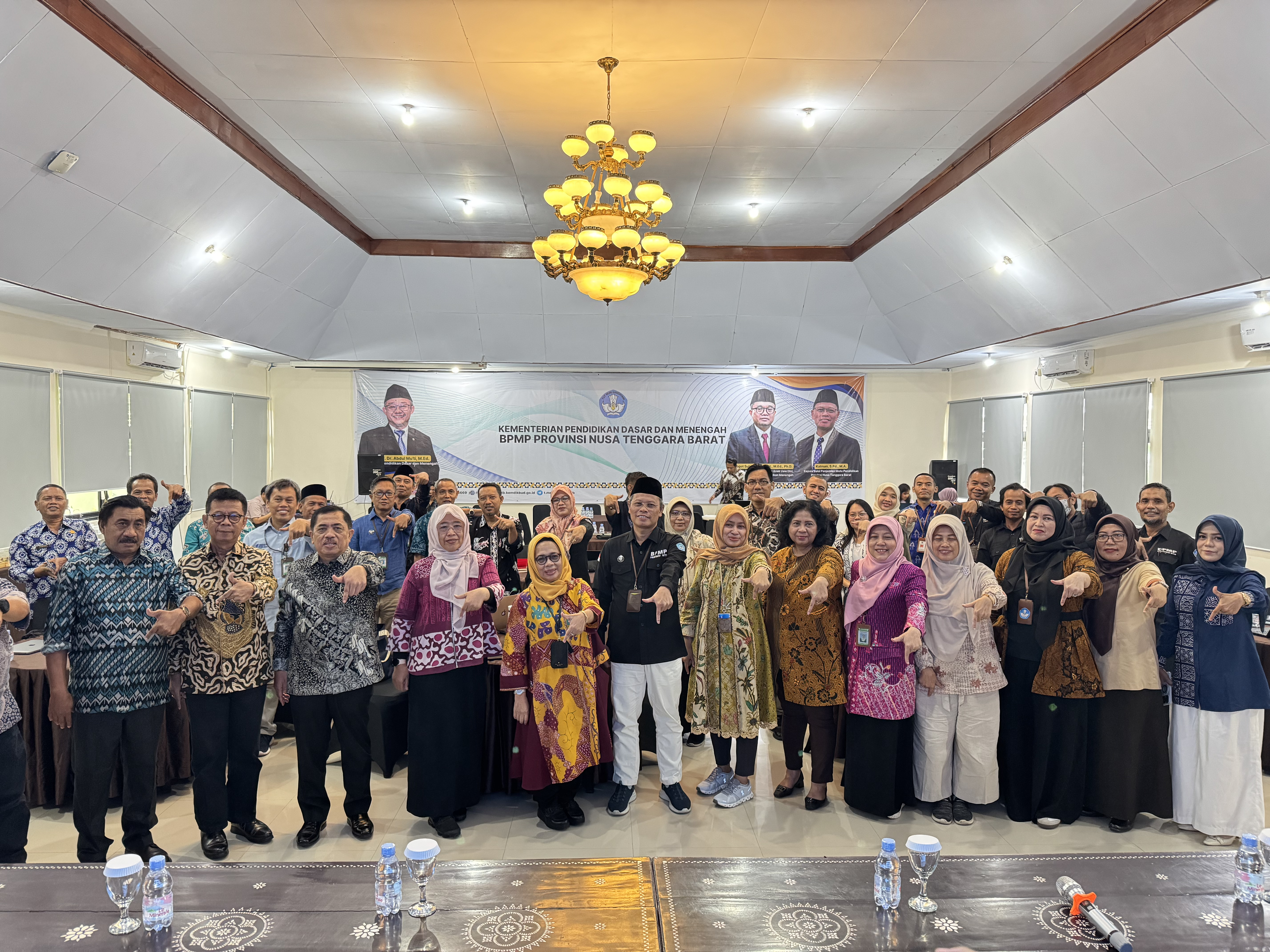 DISKUSI KELOMPOK TERPUMPUN (DKT)