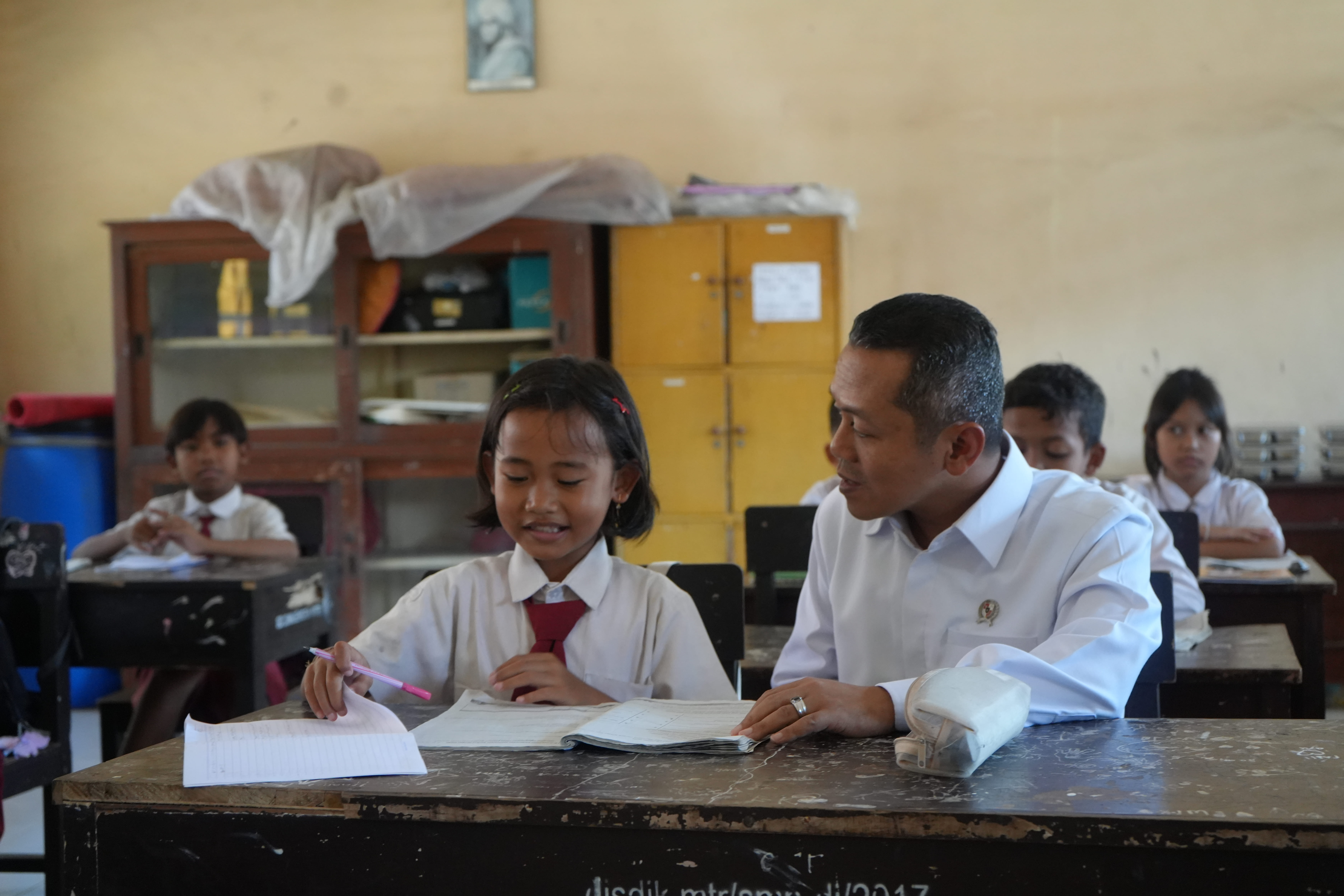 KUNJUNGAN WAKIL MENDIKDASMEN