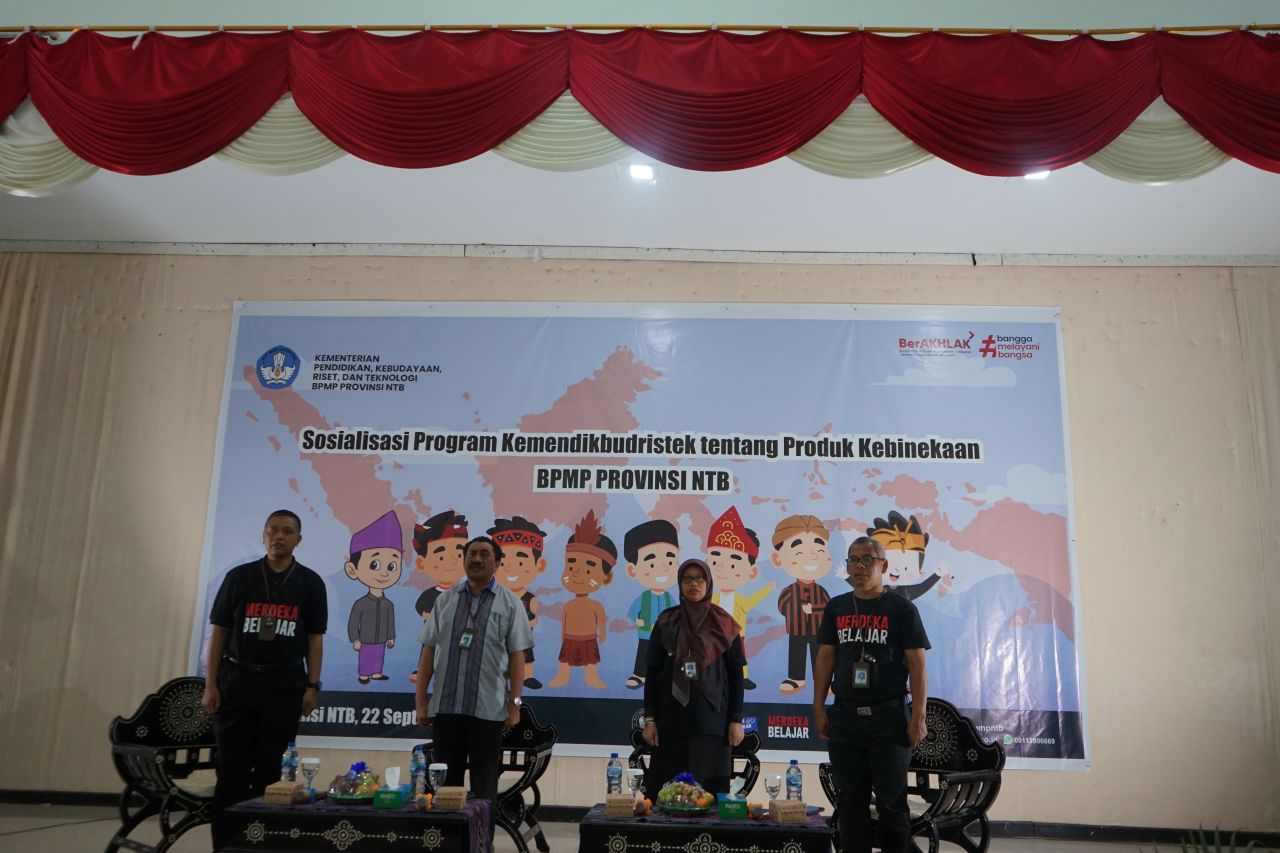 SOSIALISASI PROGRAM KEMENDIKBUD RISTEK TENTANG PRODUK KEBINEKAAN