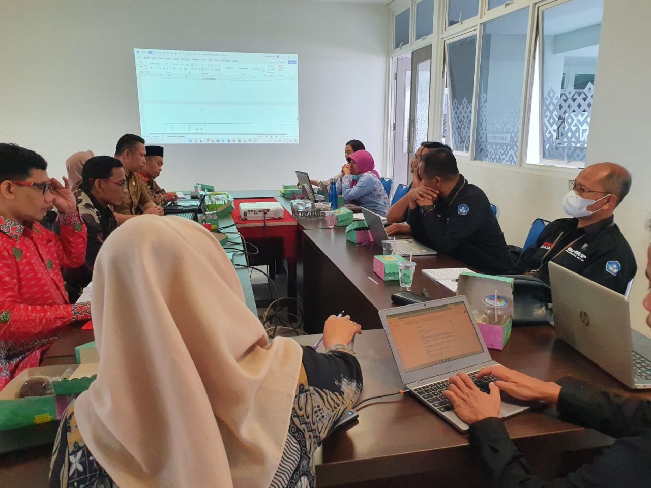 PENDAMPINGAN PENYUSUN PROGRAM PRIORITAS DI KABUPATEN LOMBOK TENGAH