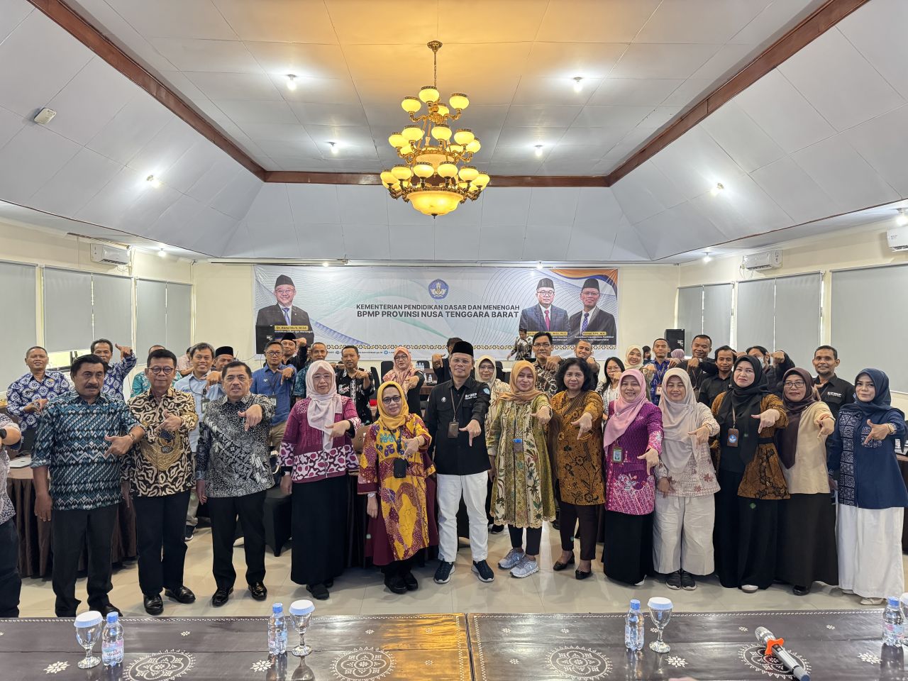 DISKUSI KELOMPOK TERPUMPUN (DKT)