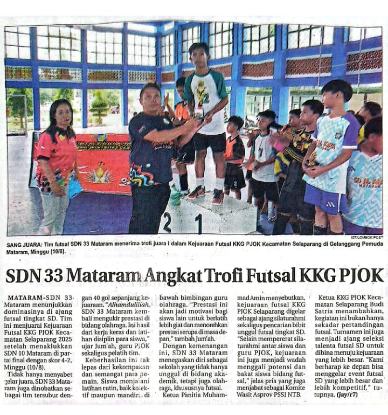 SDN 33 MATARAM ANGKAT TROFI FUTSAL KKG PJOK