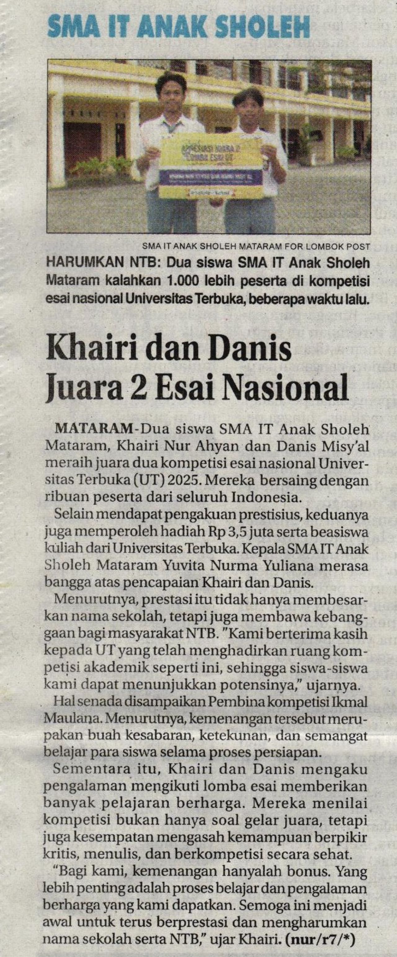 KHAIRI DAN DANIS JUARA 2 ESAI NASIONAL