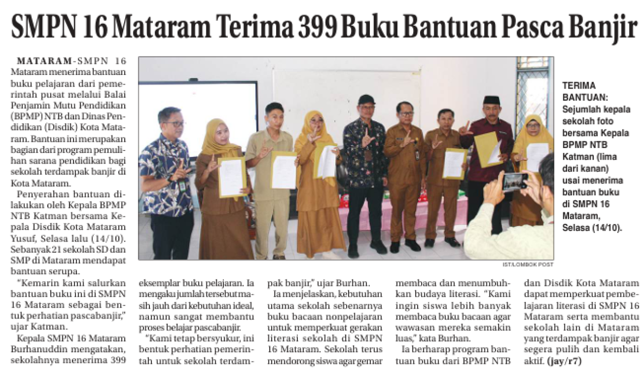 SMPN 16 MATARAM TERIMA 399 BUKU BANTUAN PASCA BANJIR