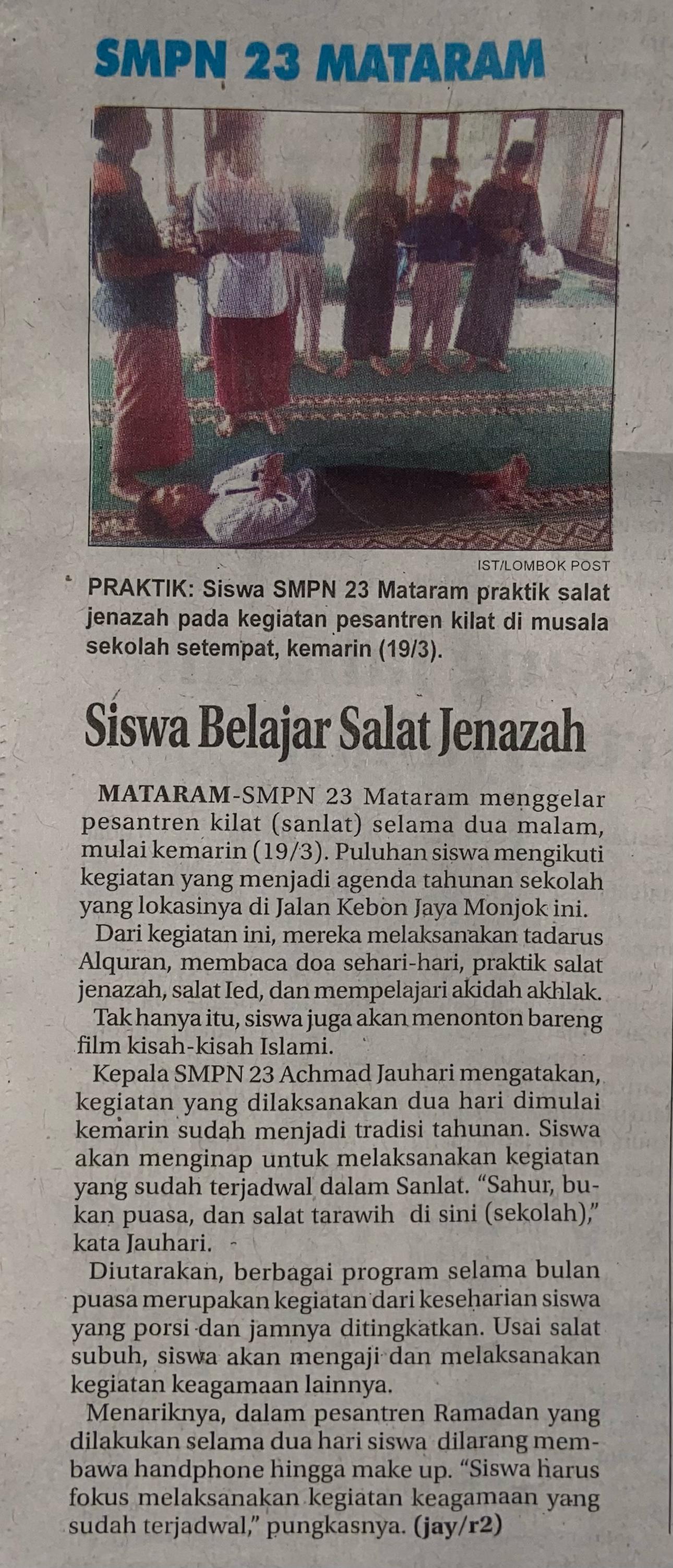 Siswa Belajar Shalat Jenazah